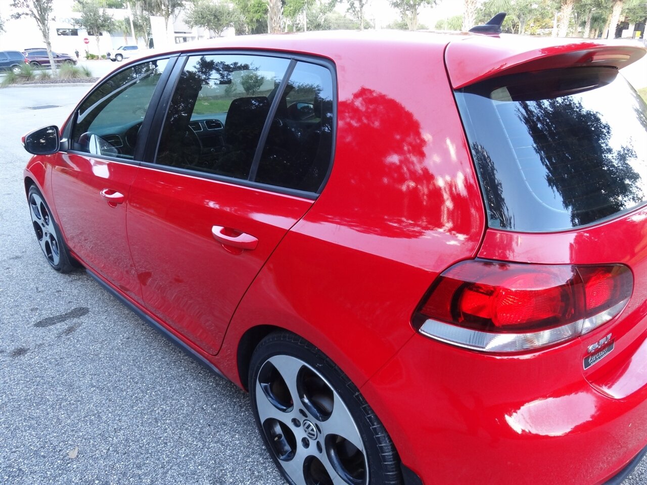 2012 Volkswagen GTI Premium - Photo 12 - Deland, FL 32720