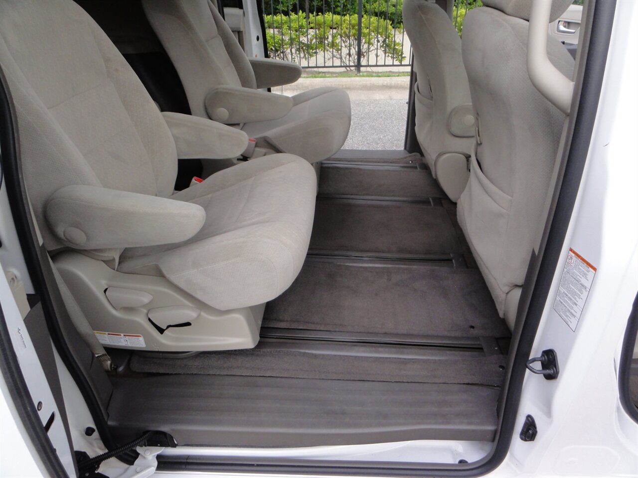 2016 Toyota Sienna LE 7-Passenger All Wheel Drive - Photo 36 - Deland, FL 32720