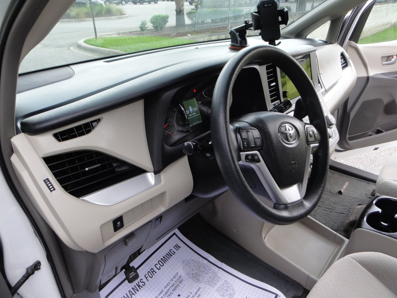 2016 Toyota Sienna LE 7-Passenger All Wheel Drive - Photo 27 - Deland, FL 32720