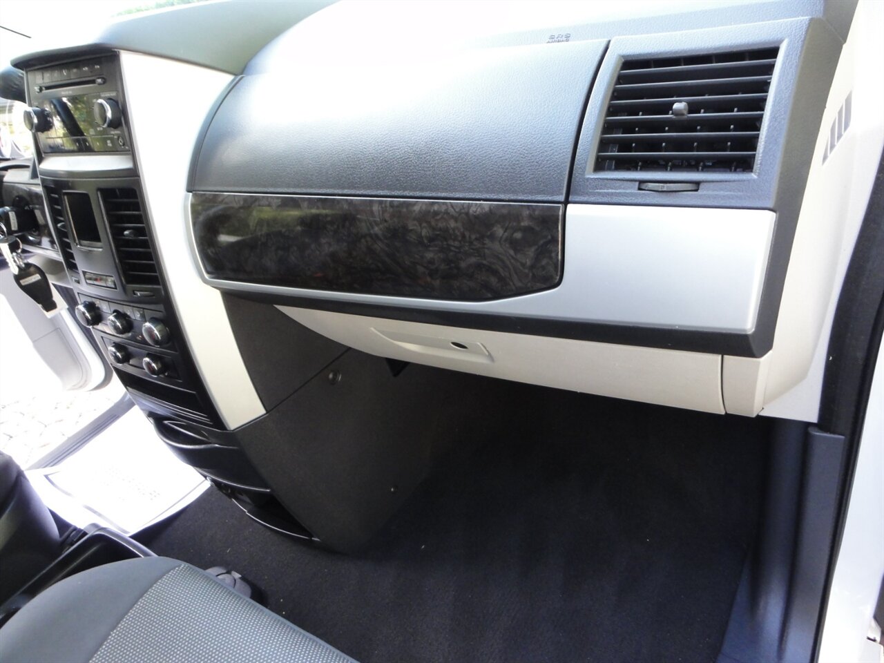 2009 Dodge Grand Caravan SXT   - Photo 50 - Deland, FL 32720