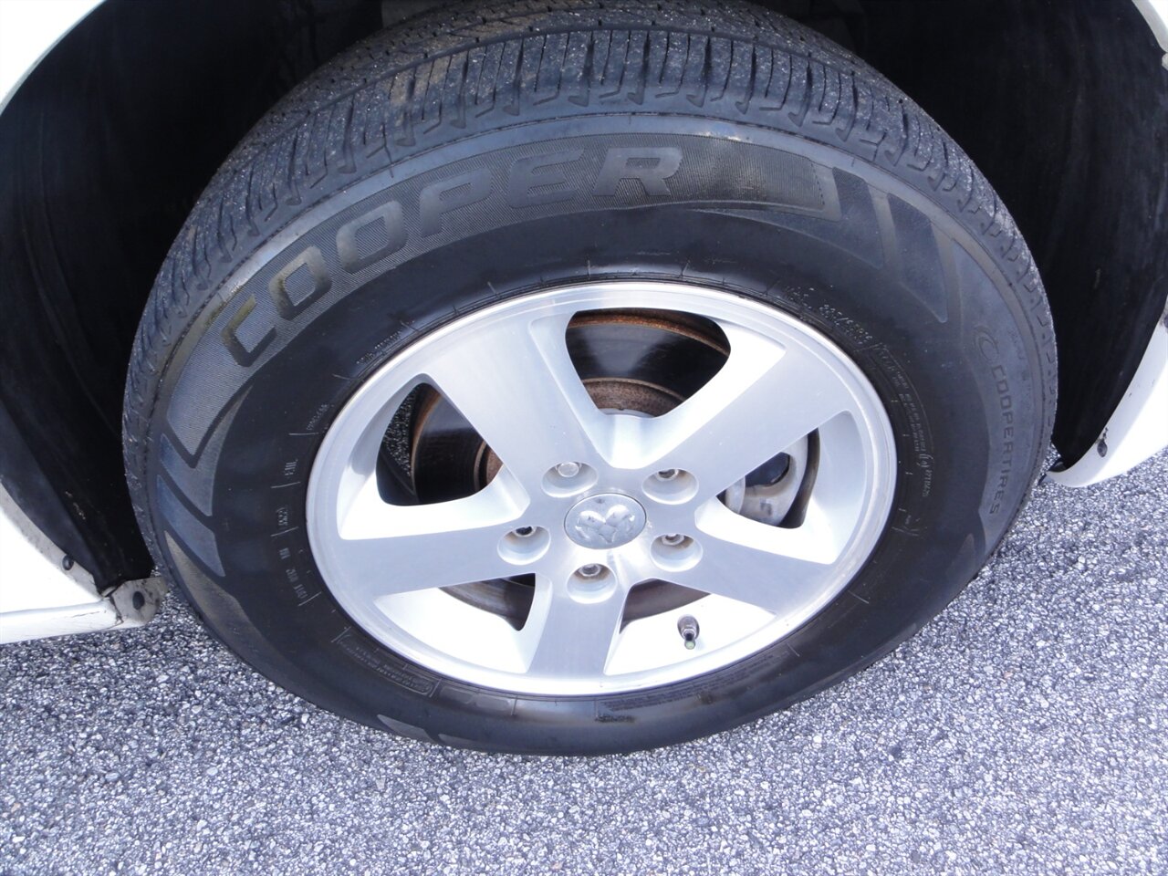 2009 Dodge Grand Caravan SXT   - Photo 27 - Deland, FL 32720