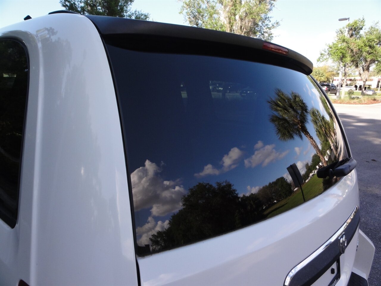 2009 Dodge Grand Caravan SXT   - Photo 24 - Deland, FL 32720