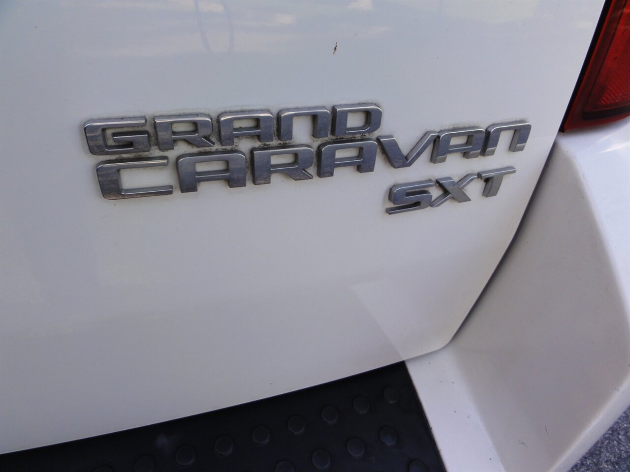 2009 Dodge Grand Caravan SXT   - Photo 26 - Deland, FL 32720