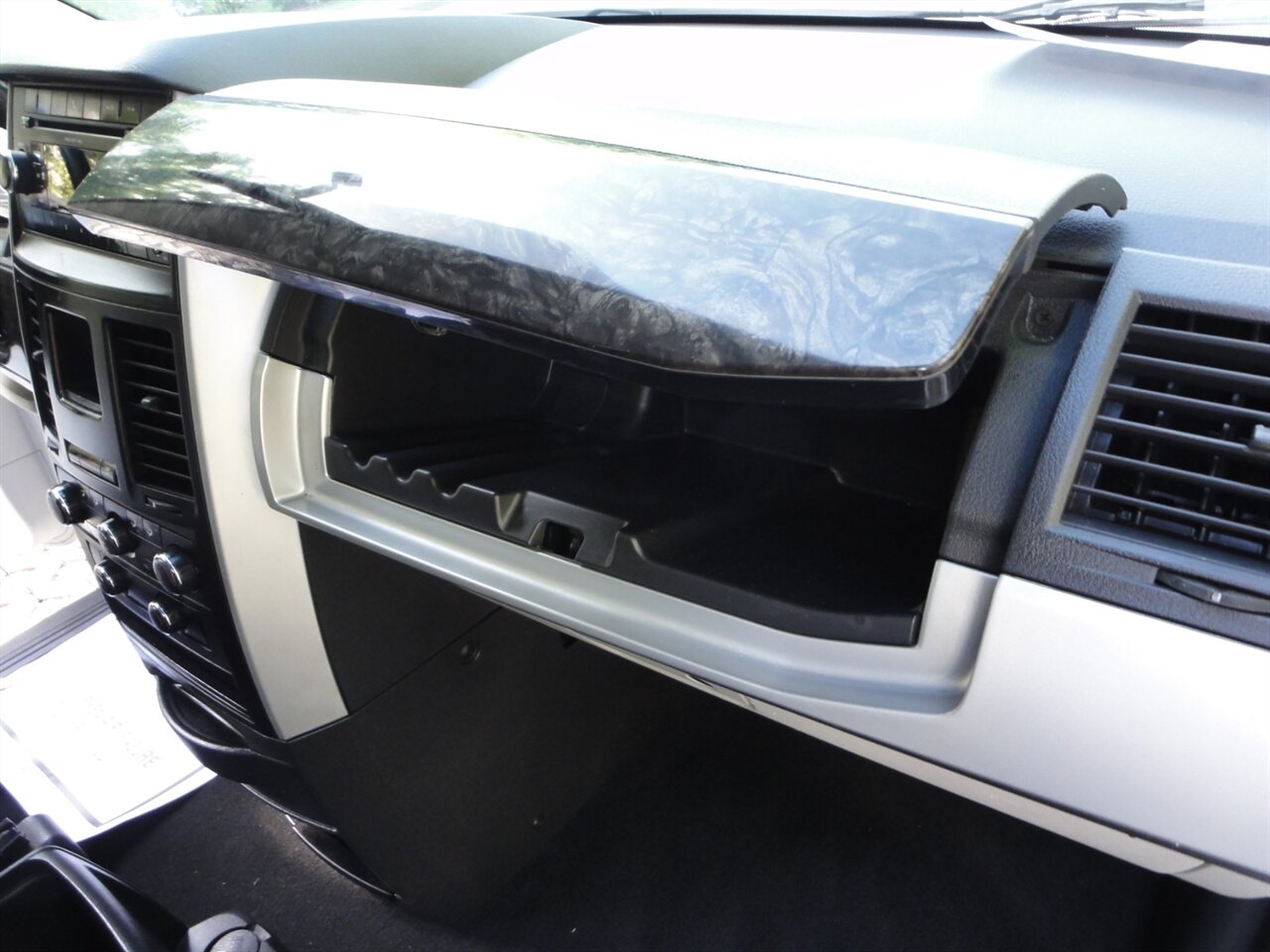 2009 Dodge Grand Caravan SXT   - Photo 51 - Deland, FL 32720