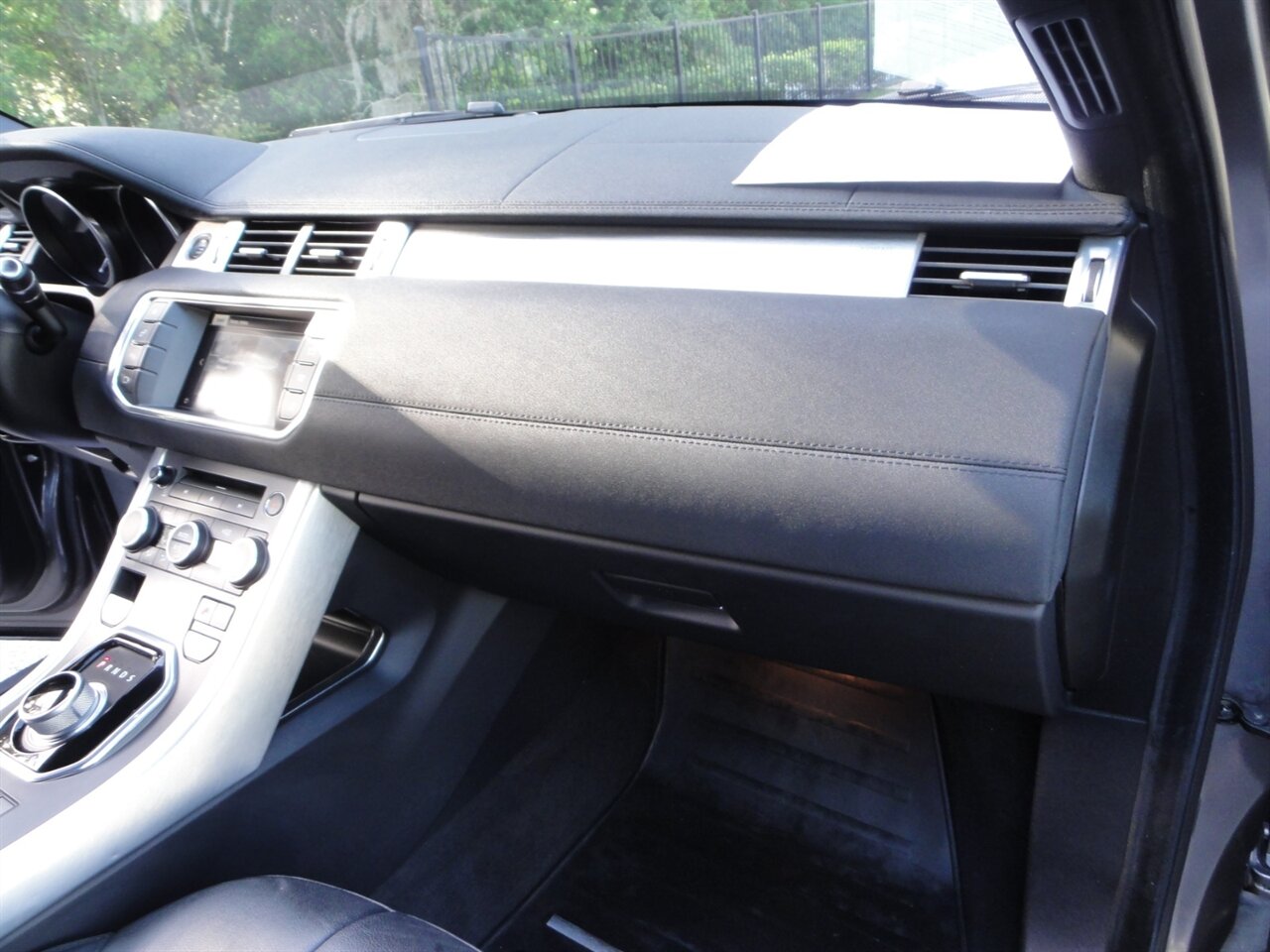 2016 Land Rover Range Rover Evoque SE  Premium package - Photo 43 - Deland, FL 32720