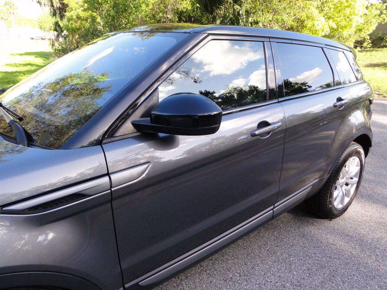 2016 Land Rover Range Rover Evoque SE  Premium package - Photo 11 - Deland, FL 32720