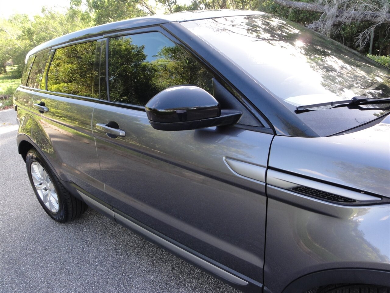 2016 Land Rover Range Rover Evoque SE  Premium package - Photo 10 - Deland, FL 32720