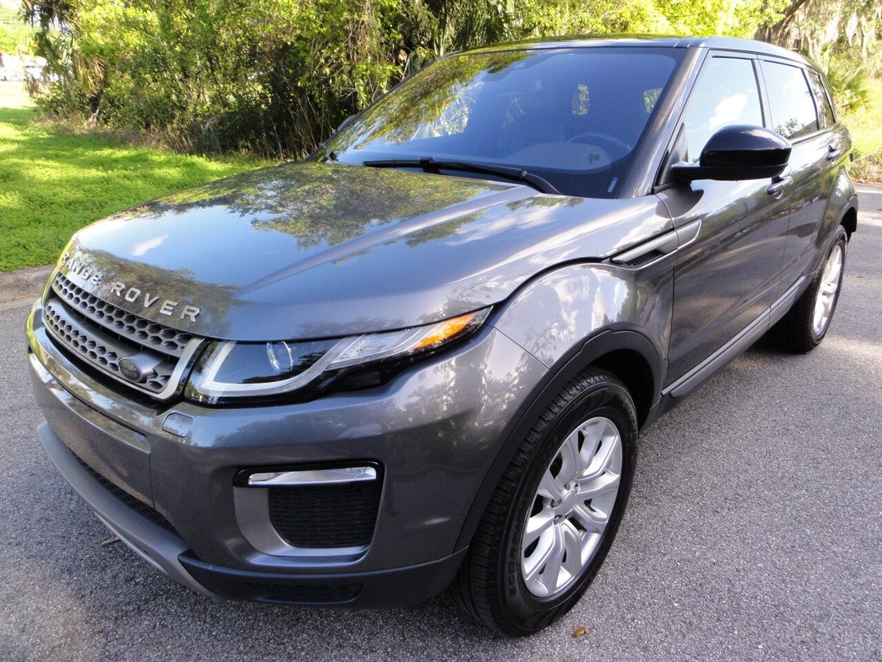 2016 Land Rover Range Rover Evoque SE  Premium package - Photo 2 - Deland, FL 32720
