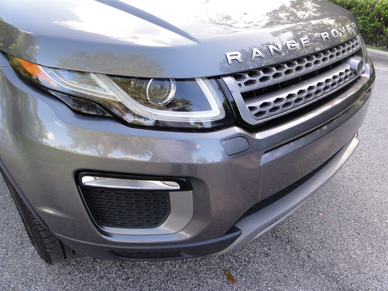 2016 Land Rover Range Rover Evoque SE  Premium package - Photo 6 - Deland, FL 32720