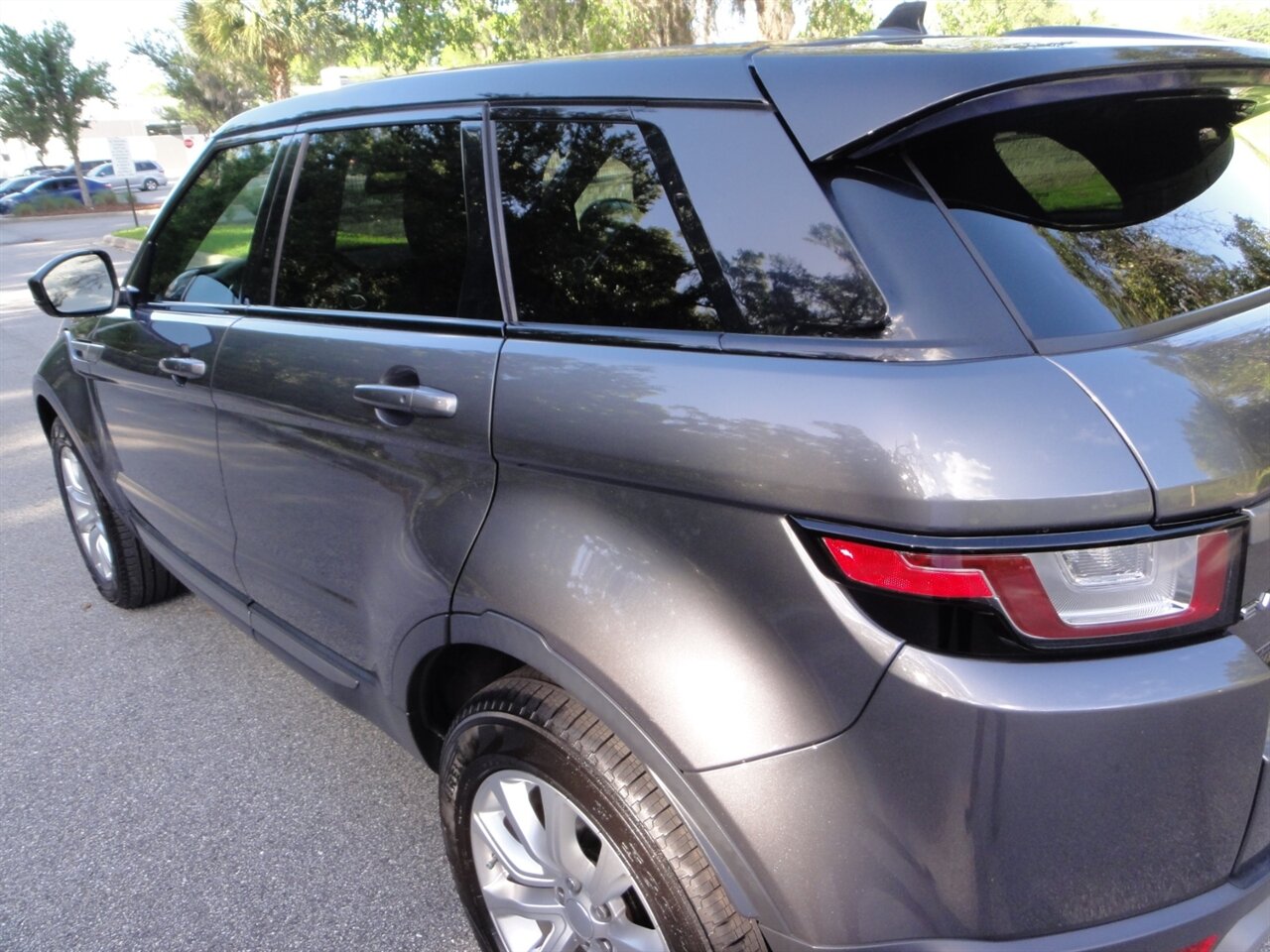 2016 Land Rover Range Rover Evoque SE  Premium package - Photo 12 - Deland, FL 32720