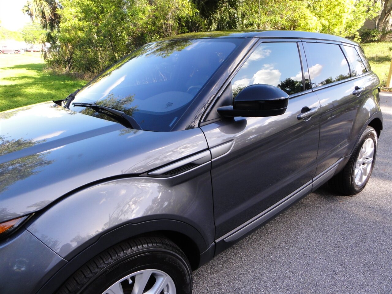 2016 Land Rover Range Rover Evoque SE  Premium package - Photo 9 - Deland, FL 32720