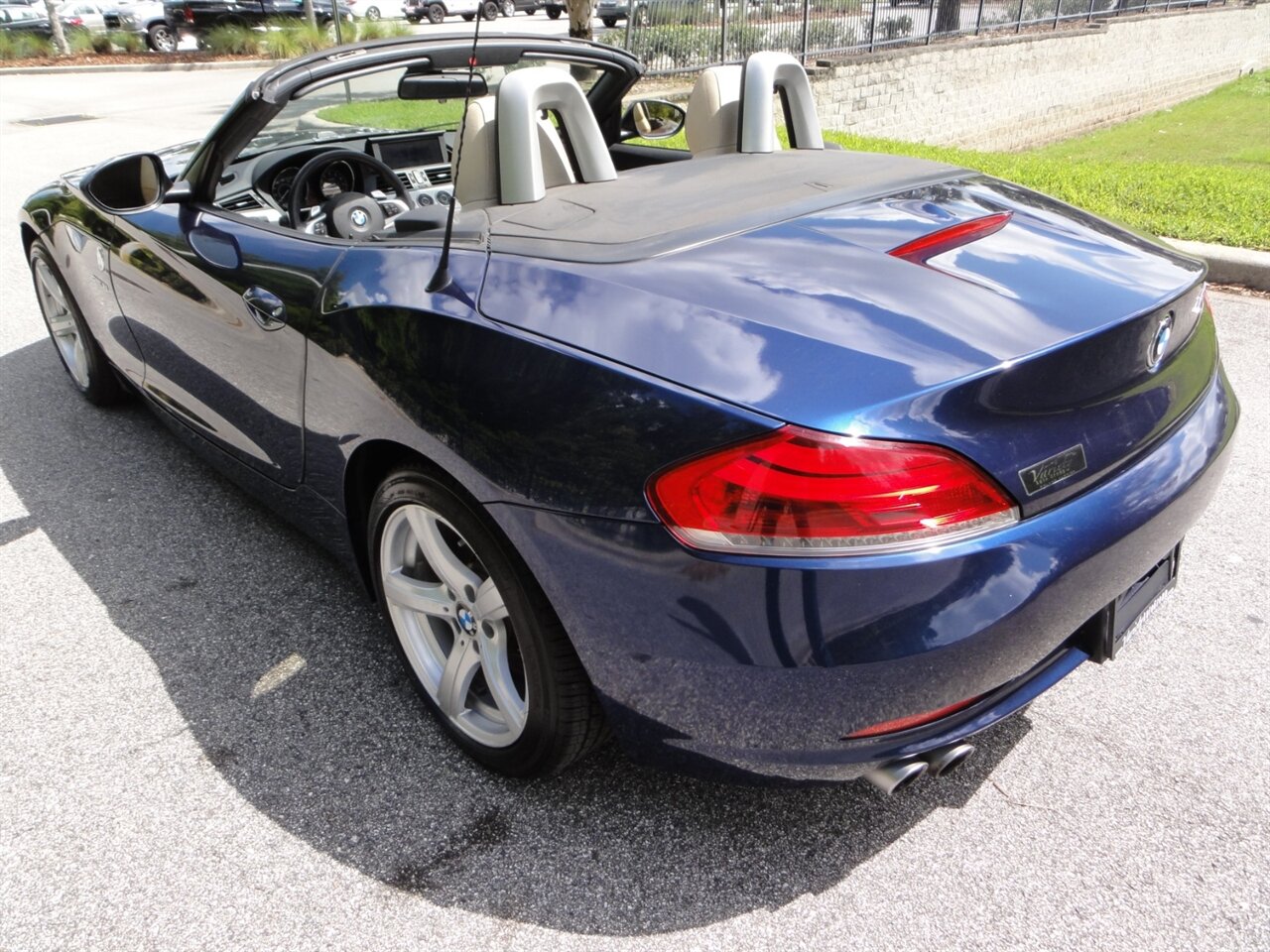2011 BMW Z4 sDrive30i  Premium - Photo 7 - Deland, FL 32720