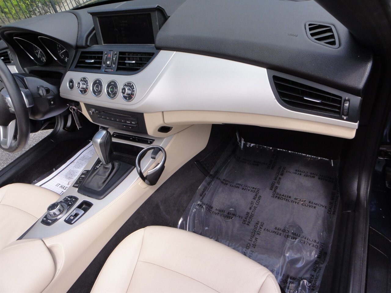 2011 BMW Z4 sDrive30i  Premium - Photo 45 - Deland, FL 32720