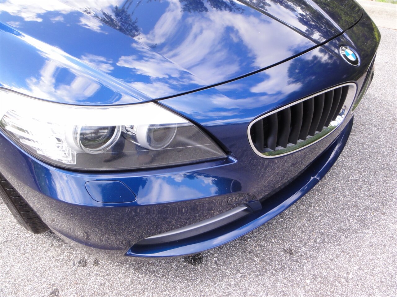 2011 BMW Z4 sDrive30i  Premium - Photo 12 - Deland, FL 32720