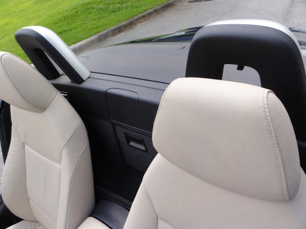 2011 BMW Z4 sDrive30i  Premium - Photo 42 - Deland, FL 32720