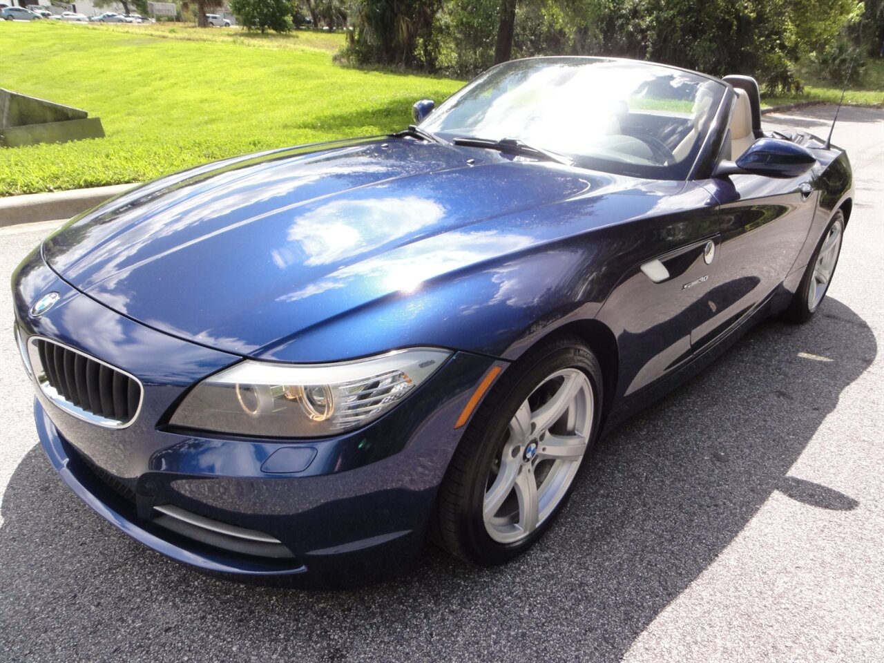 2011 BMW Z4 sDrive30i  Premium - Photo 3 - Deland, FL 32720