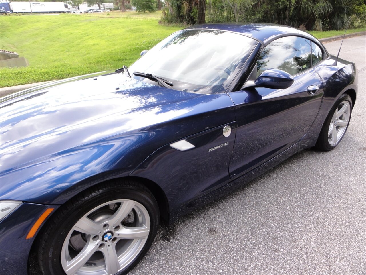2011 BMW Z4 sDrive30i  Premium - Photo 15 - Deland, FL 32720