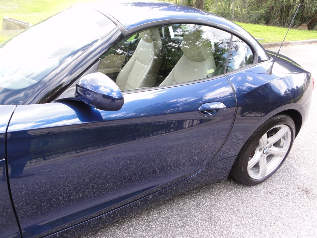 2011 BMW Z4 sDrive30i  Premium - Photo 17 - Deland, FL 32720