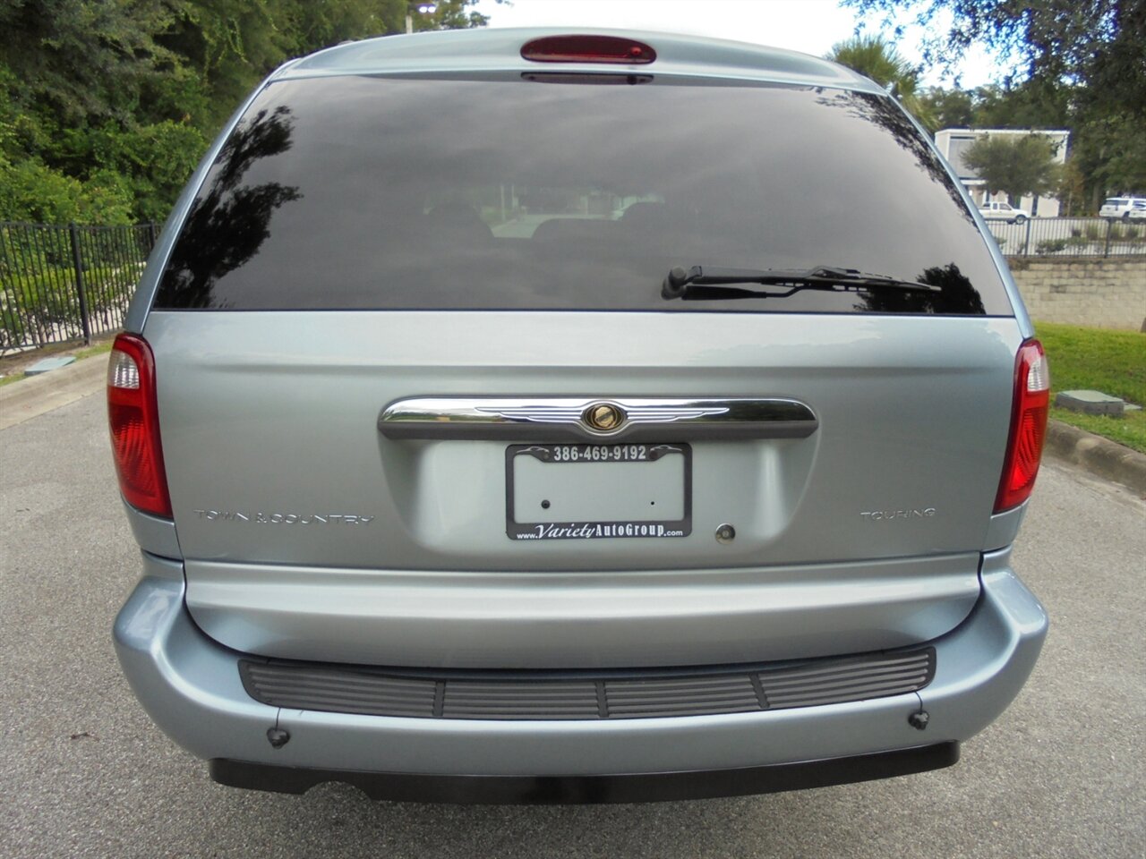 2006 Chrysler Town & Country Touring  VMi wheelchair ramp van - Photo 14 - Deland, FL 32720