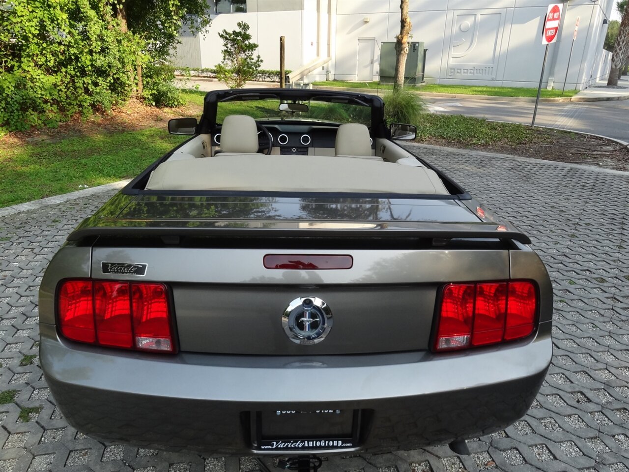 2005 Ford Mustang V6 Deluxe Leather - Photo 19 - Deland, FL 32720