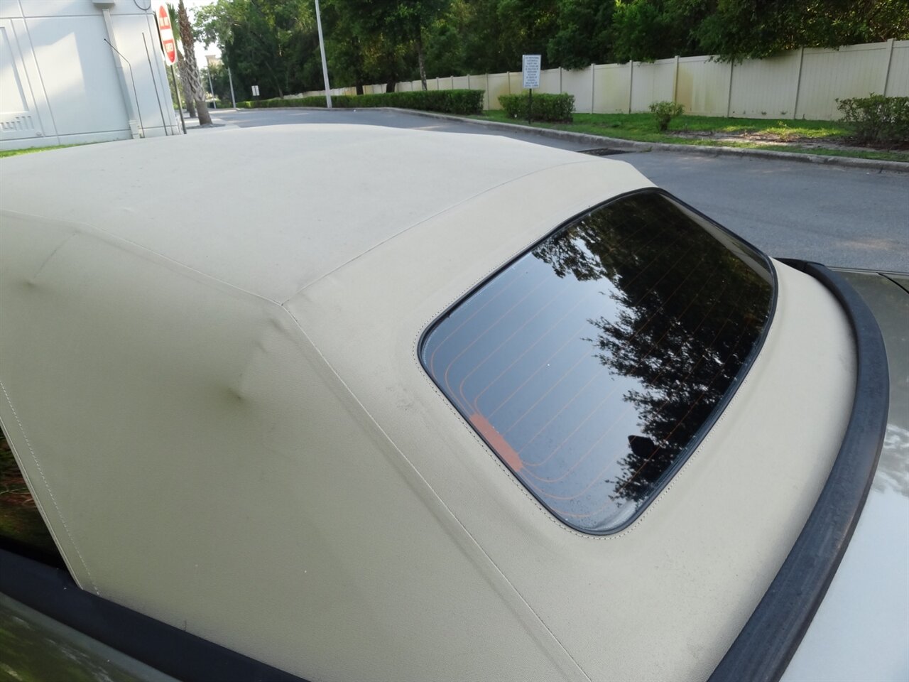 2005 Ford Mustang V6 Deluxe Leather - Photo 28 - Deland, FL 32720