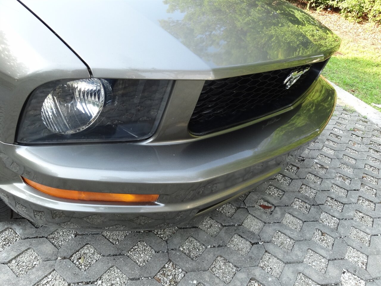 2005 Ford Mustang V6 Deluxe Leather - Photo 12 - Deland, FL 32720