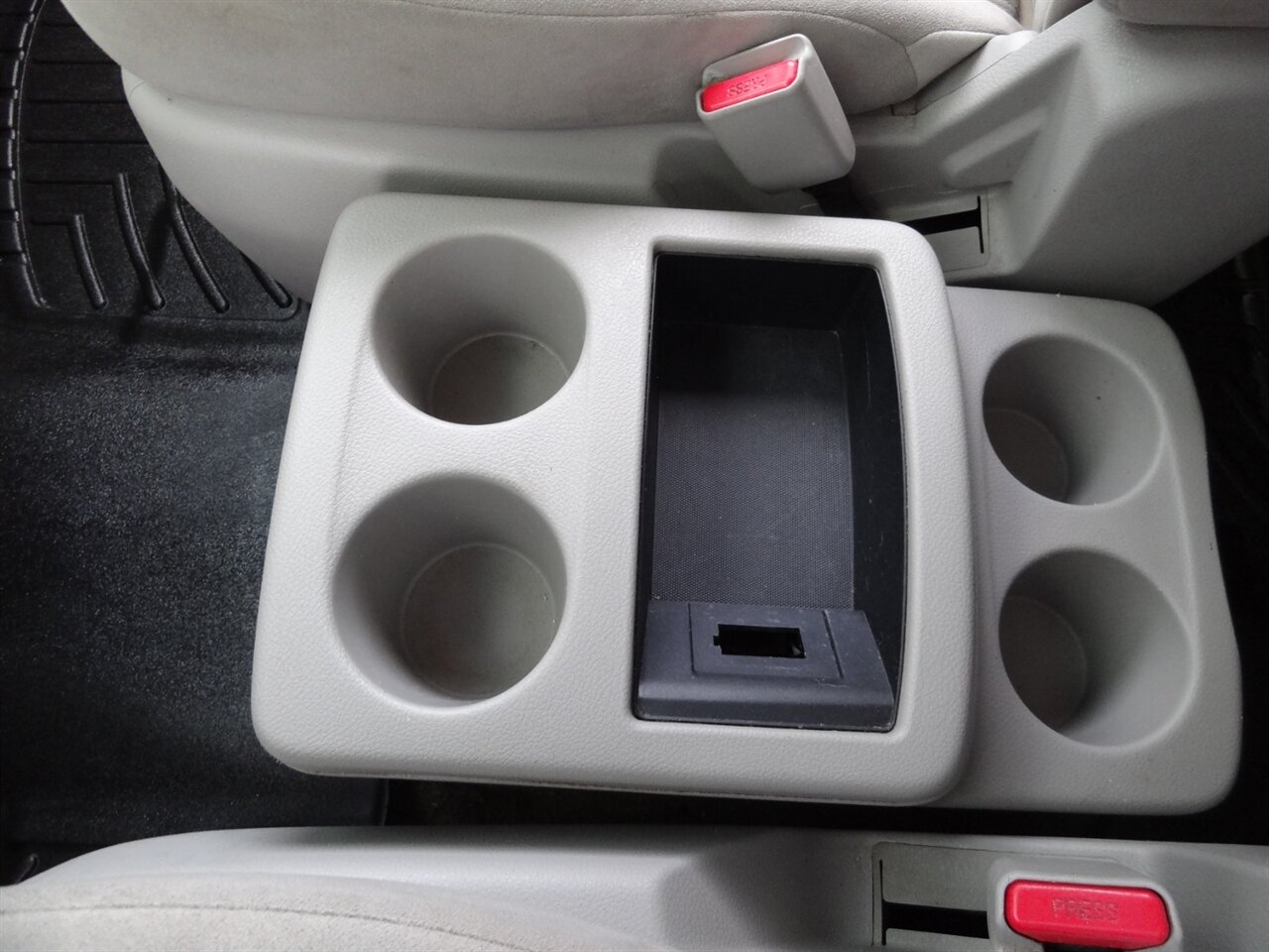 2016 Nissan Quest 3.5 S   - Photo 59 - Deland, FL 32720