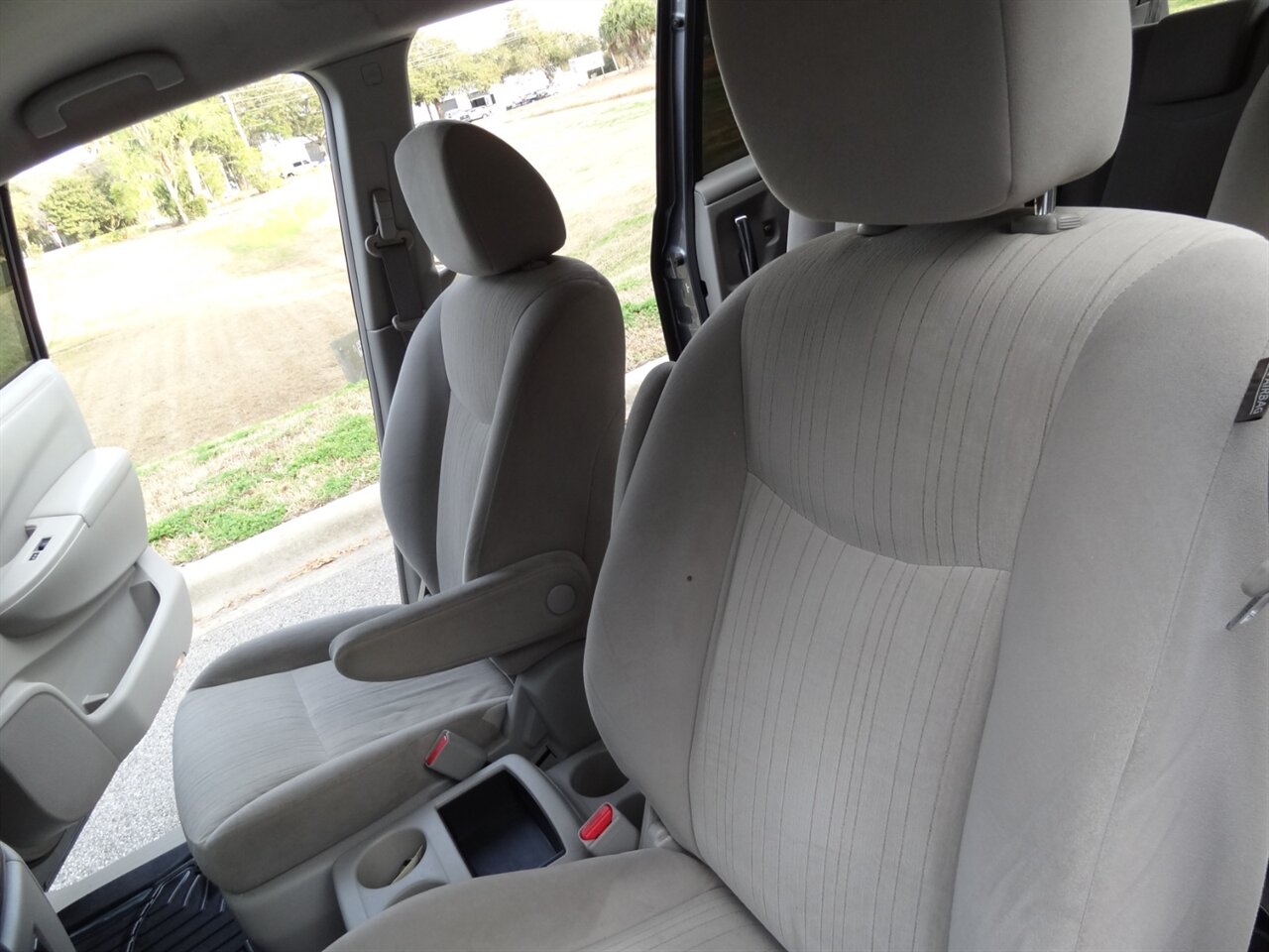 2016 Nissan Quest 3.5 S   - Photo 35 - Deland, FL 32720