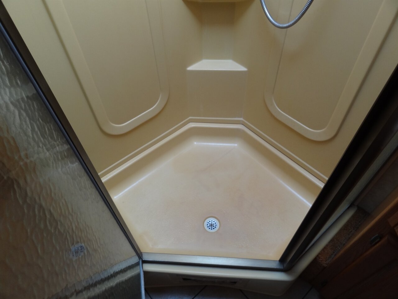 2006 Damon Daybreak 3270 - Photo 73 - Deland, FL 32720