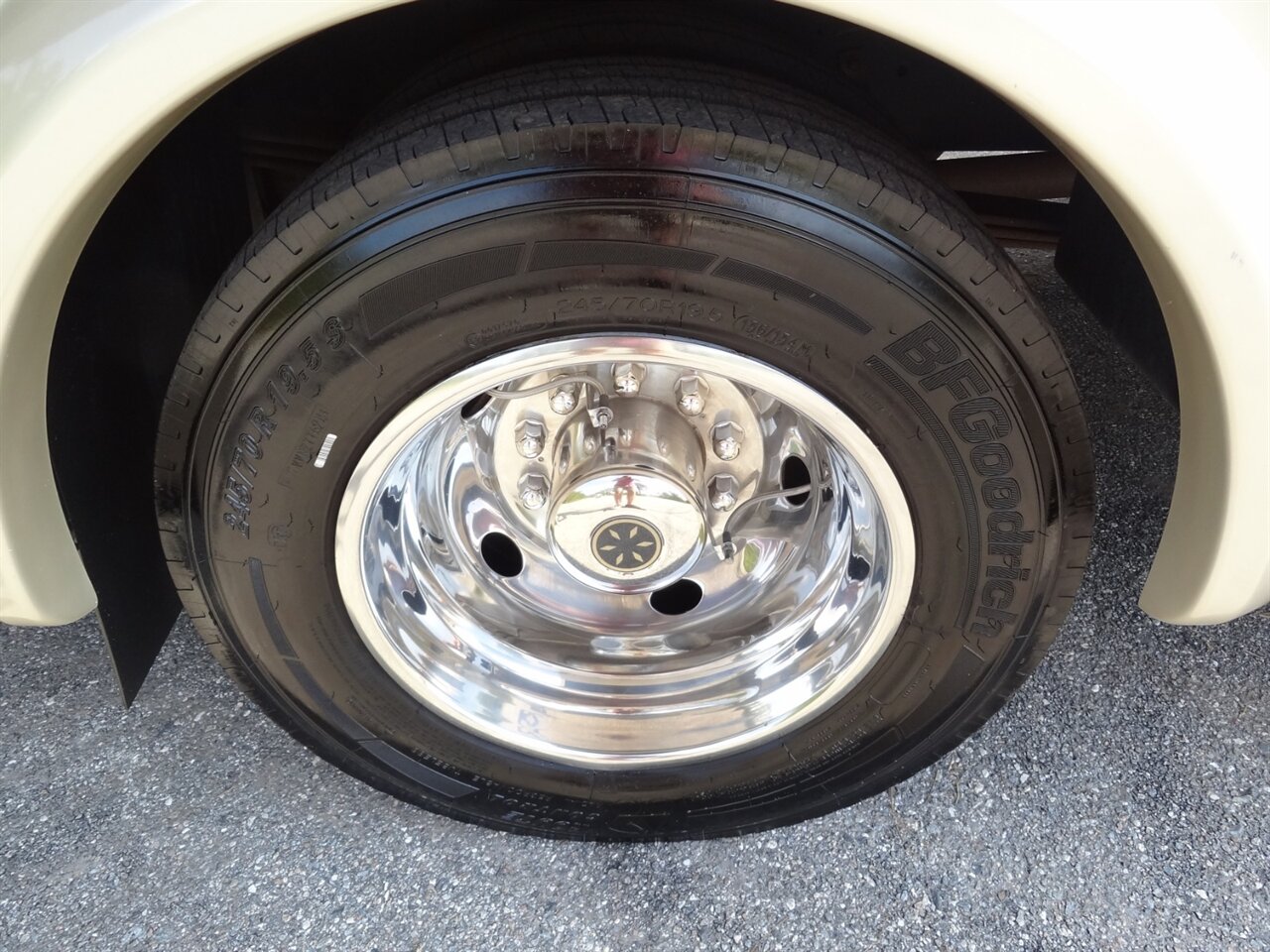 2006 Damon Daybreak 3270 - Photo 44 - Deland, FL 32720