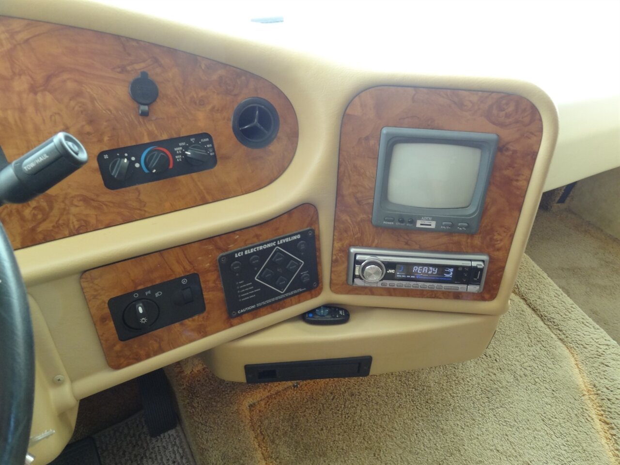 2006 Damon Daybreak 3270 - Photo 93 - Deland, FL 32720