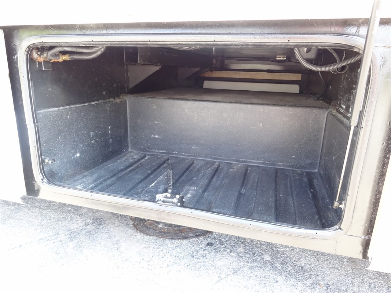 2006 Damon Daybreak 3270 - Photo 31 - Deland, FL 32720