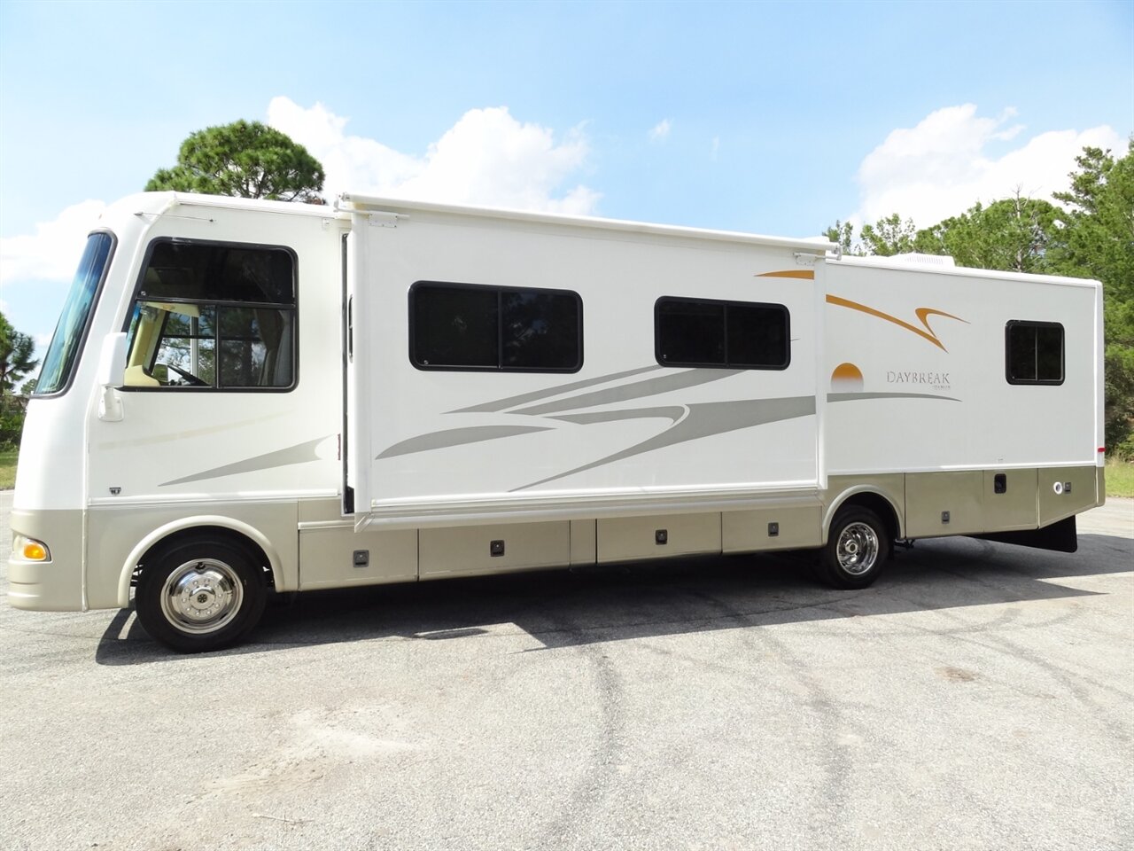 2006 Damon Daybreak 3270 - Photo 10 - Deland, FL 32720