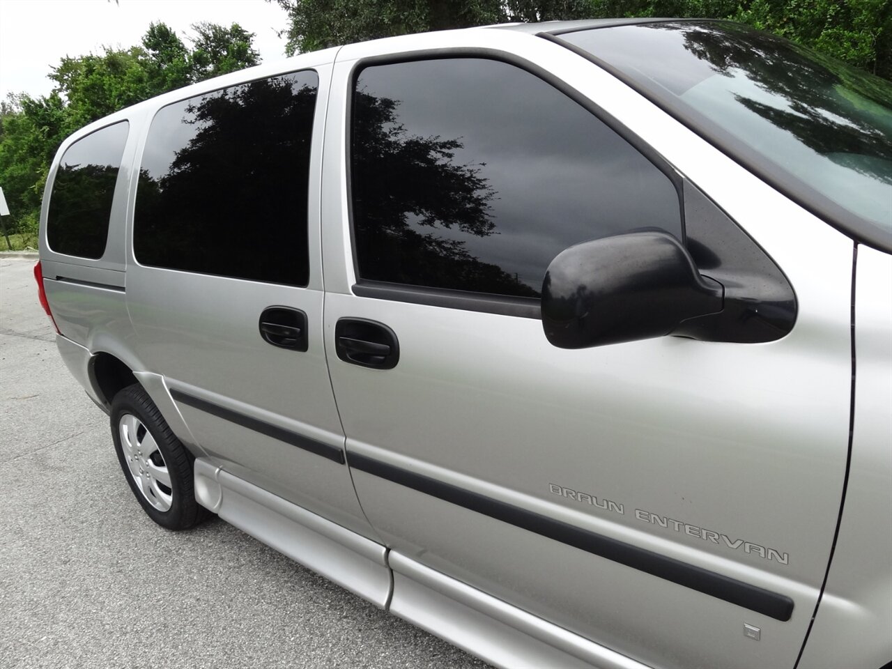 2007 Chevrolet Uplander LS   - Photo 10 - Deland, FL 32720