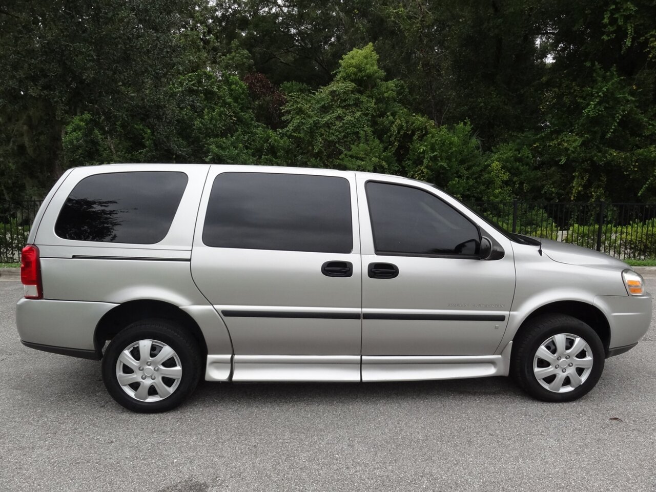 2007 Chevrolet Uplander LS   - Photo 15 - Deland, FL 32720