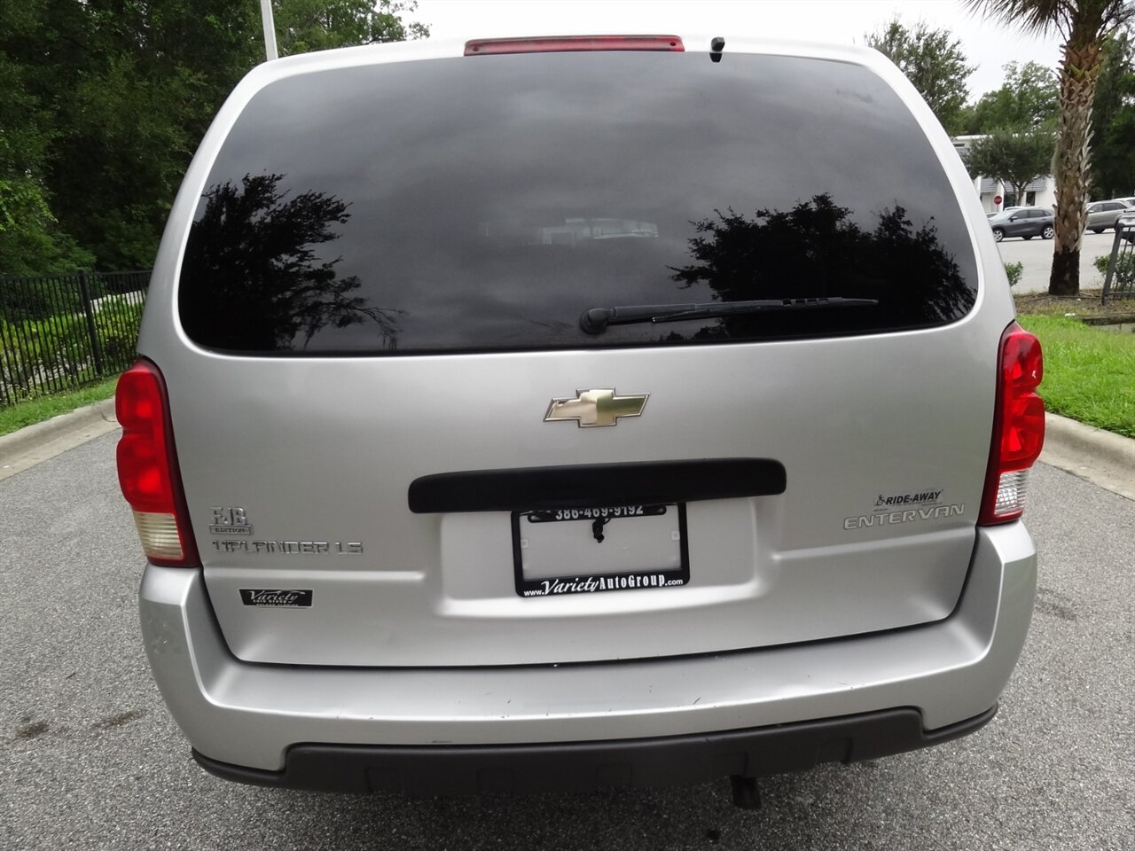 2007 Chevrolet Uplander LS   - Photo 14 - Deland, FL 32720