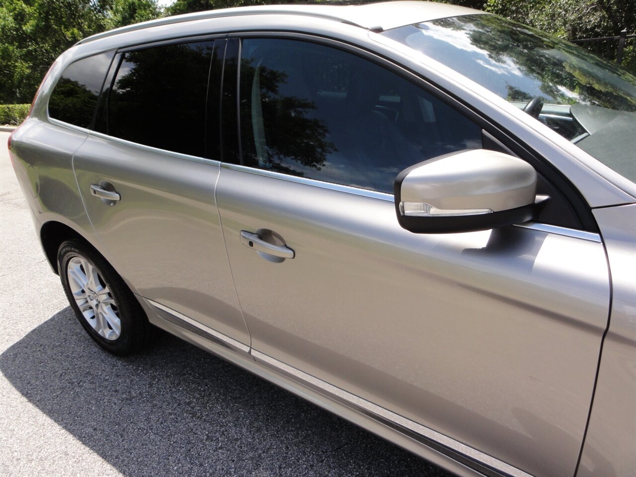 2015 Volvo XC60 T5 Drive-E Premier  Premium - Photo 10 - Deland, FL 32720