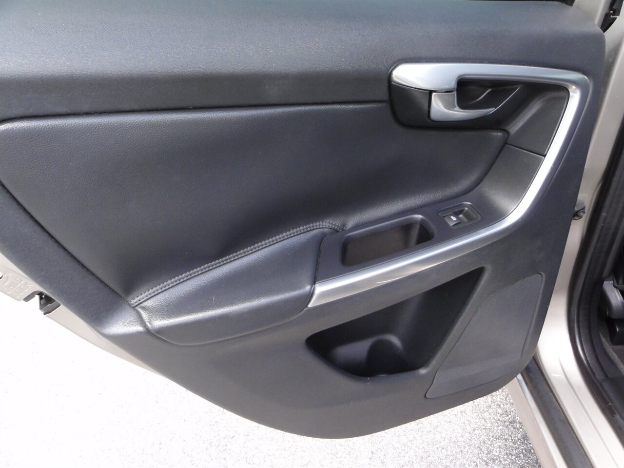 2015 Volvo XC60 T5 Drive-E Premier  Premium - Photo 37 - Deland, FL 32720