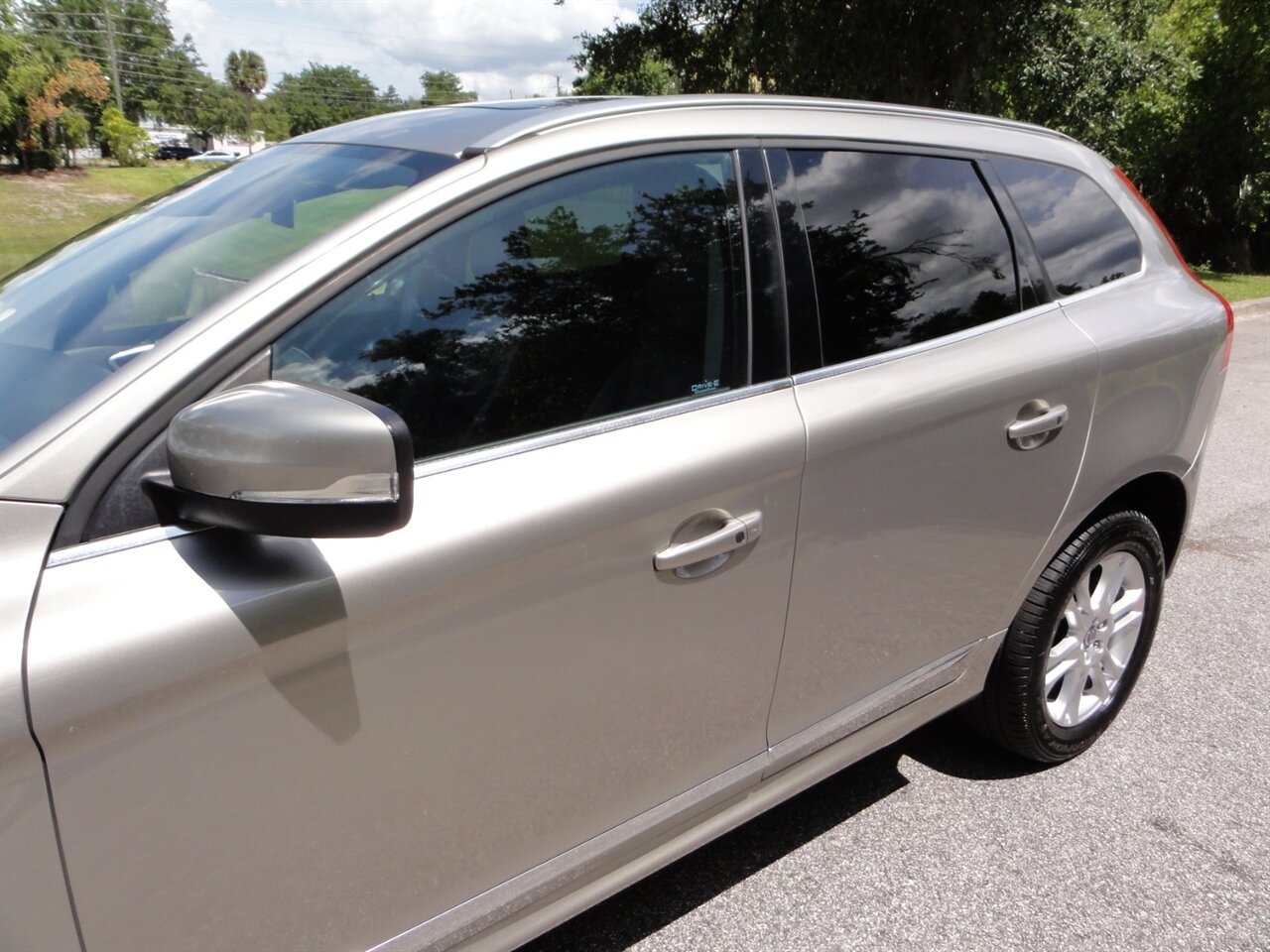 2015 Volvo XC60 T5 Drive-E Premier  Premium - Photo 11 - Deland, FL 32720
