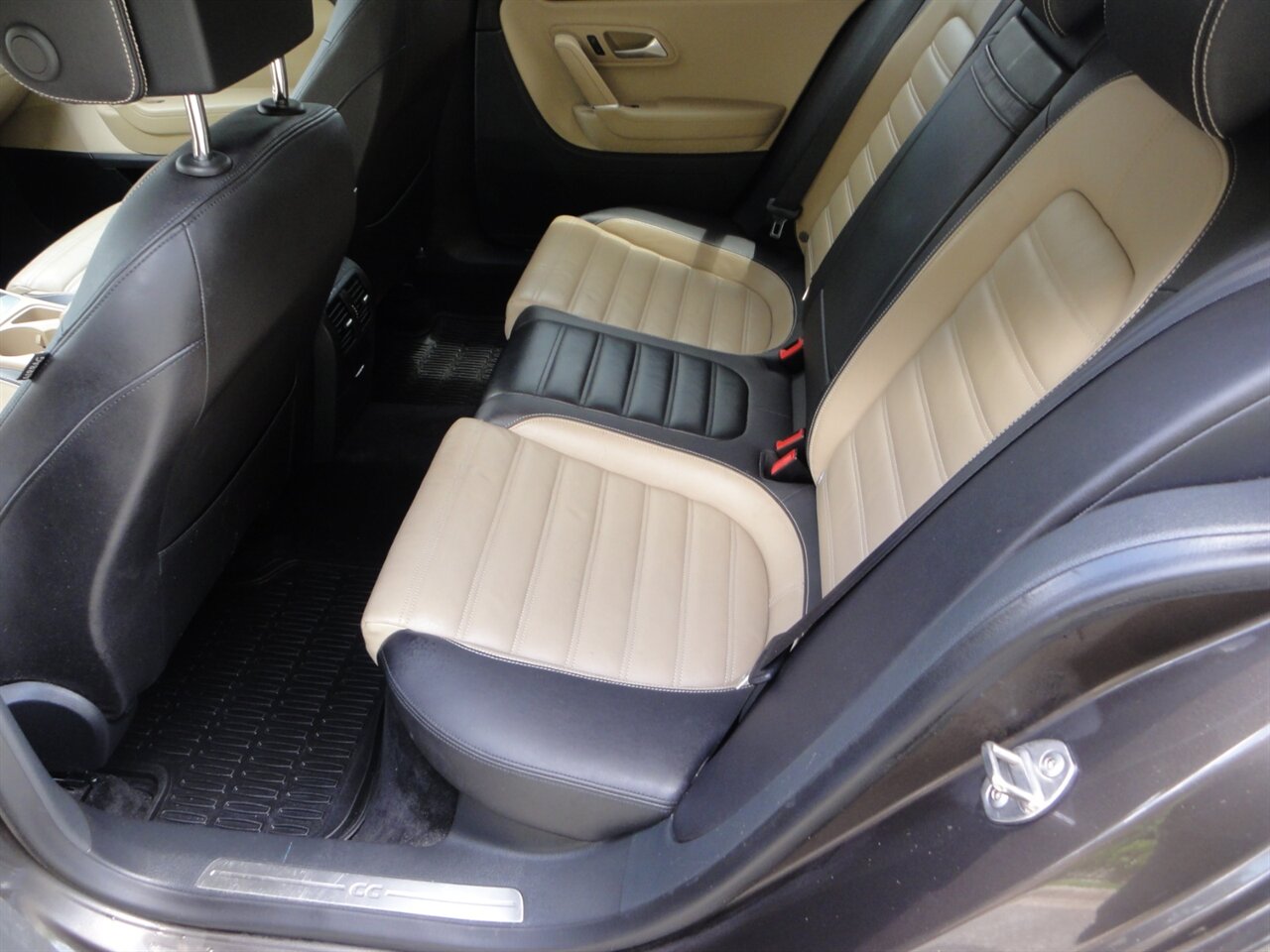 2014 Volkswagen CC Executive PZEV  Premium - Photo 34 - Deland, FL 32720