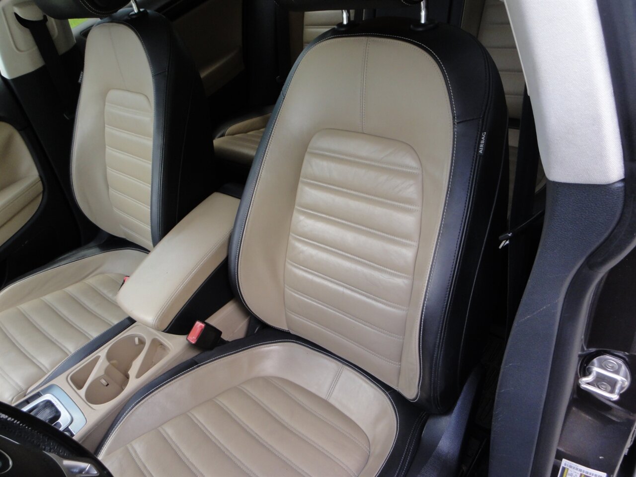 2014 Volkswagen CC Executive PZEV  Premium - Photo 33 - Deland, FL 32720