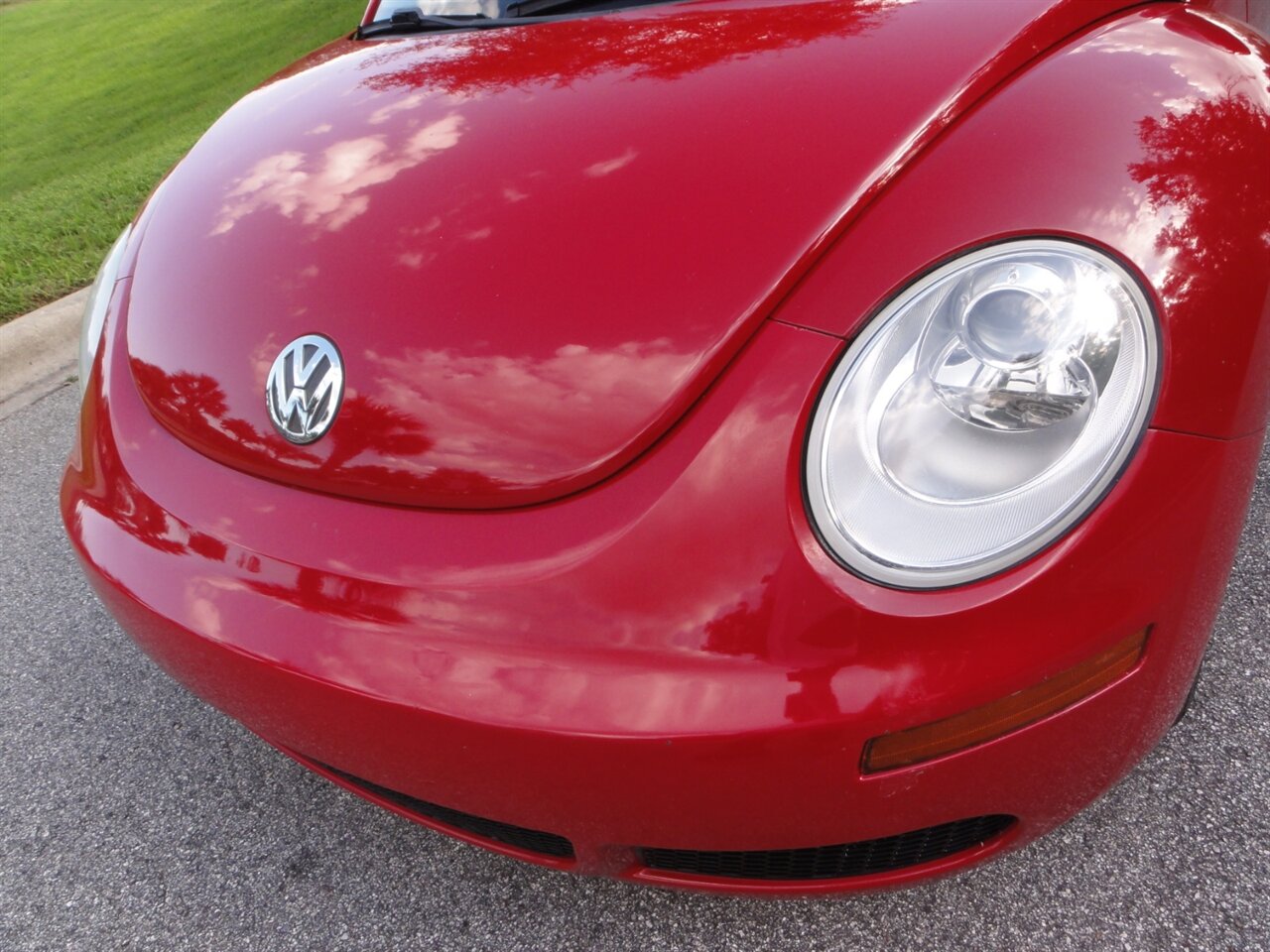 2006 Volkswagen New Beetle Convertible 2.5 - Photo 11 - Deland, FL 32720