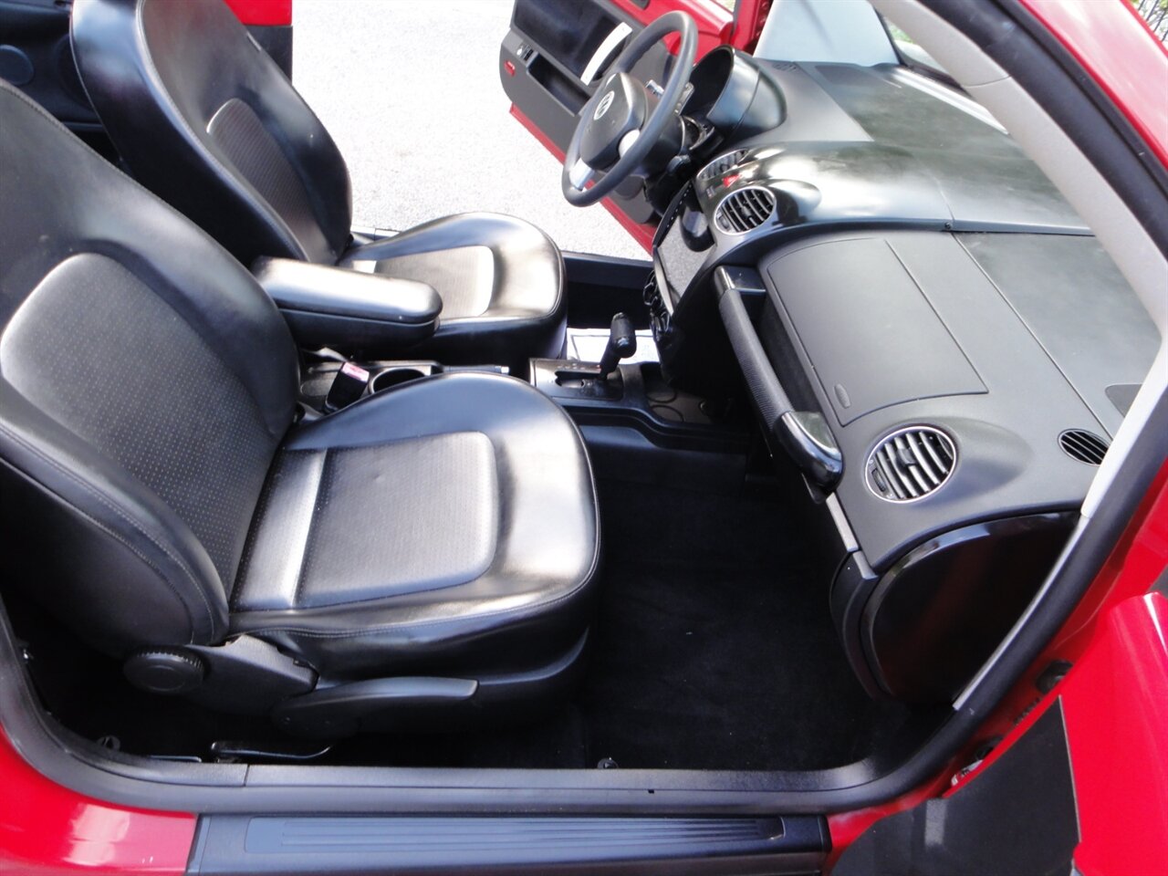 2006 Volkswagen New Beetle Convertible 2.5 - Photo 42 - Deland, FL 32720