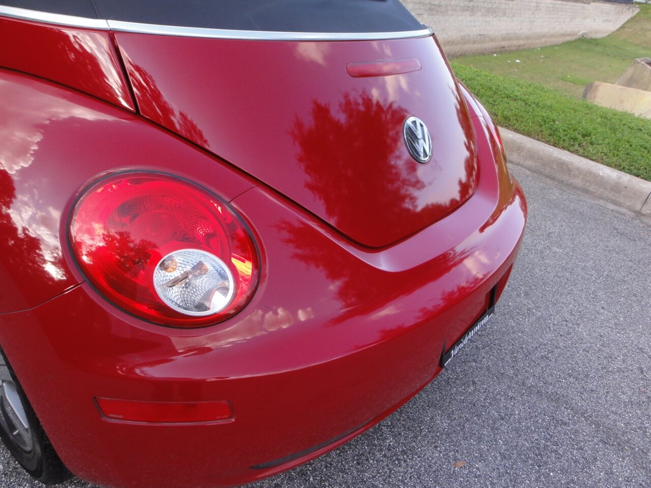 2006 Volkswagen New Beetle Convertible 2.5 - Photo 33 - Deland, FL 32720