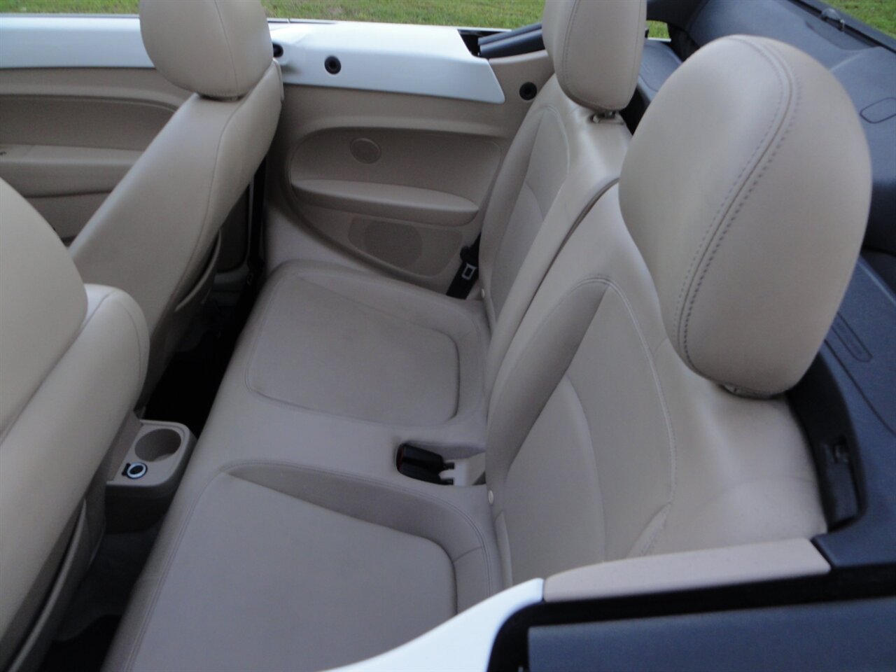 2014 Volkswagen Beetle Convertible TDI Premium - Photo 40 - Deland, FL 32720
