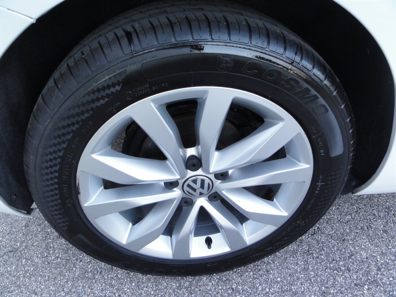 2014 Volkswagen Beetle Convertible TDI Premium - Photo 30 - Deland, FL 32720