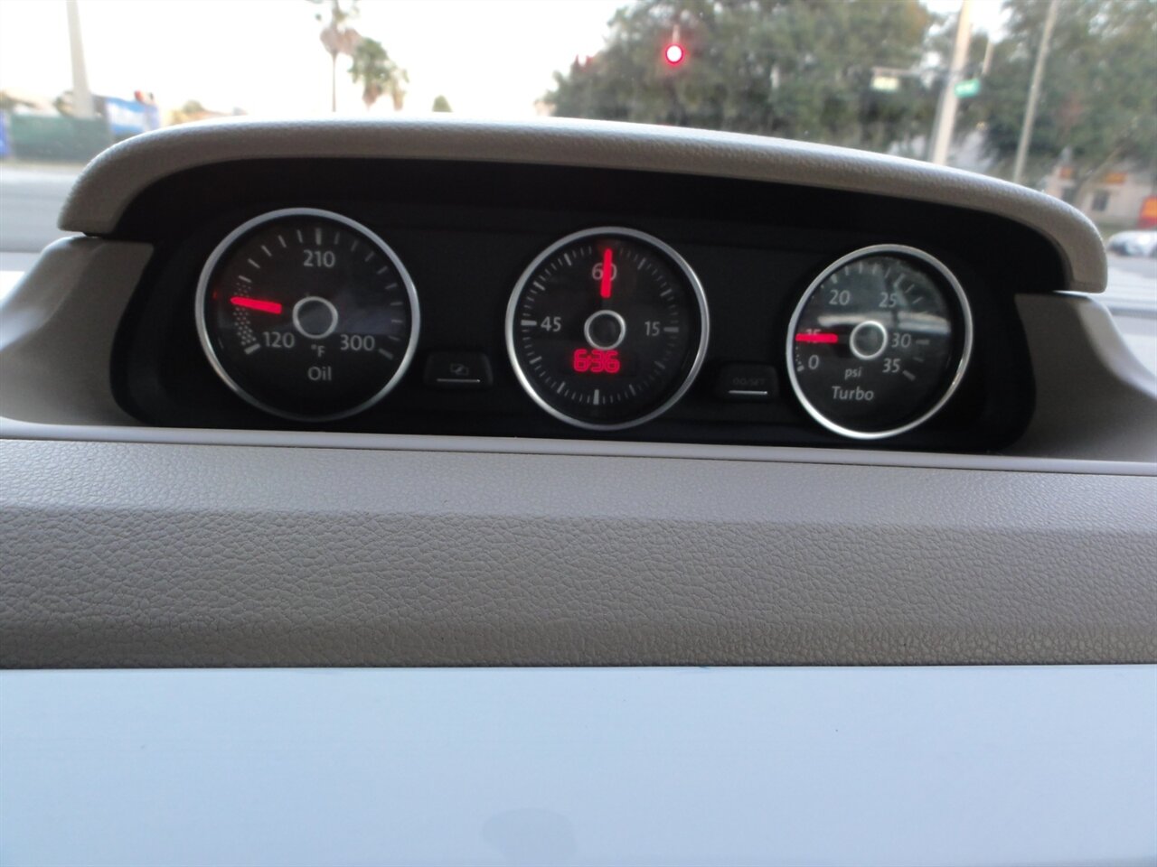 2014 Volkswagen Beetle Convertible TDI Premium - Photo 53 - Deland, FL 32720