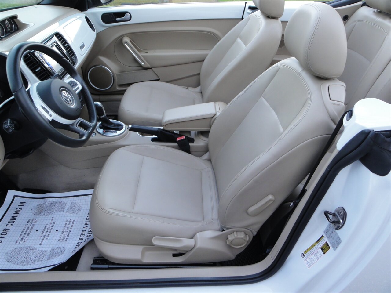 2014 Volkswagen Beetle Convertible TDI Premium - Photo 38 - Deland, FL 32720
