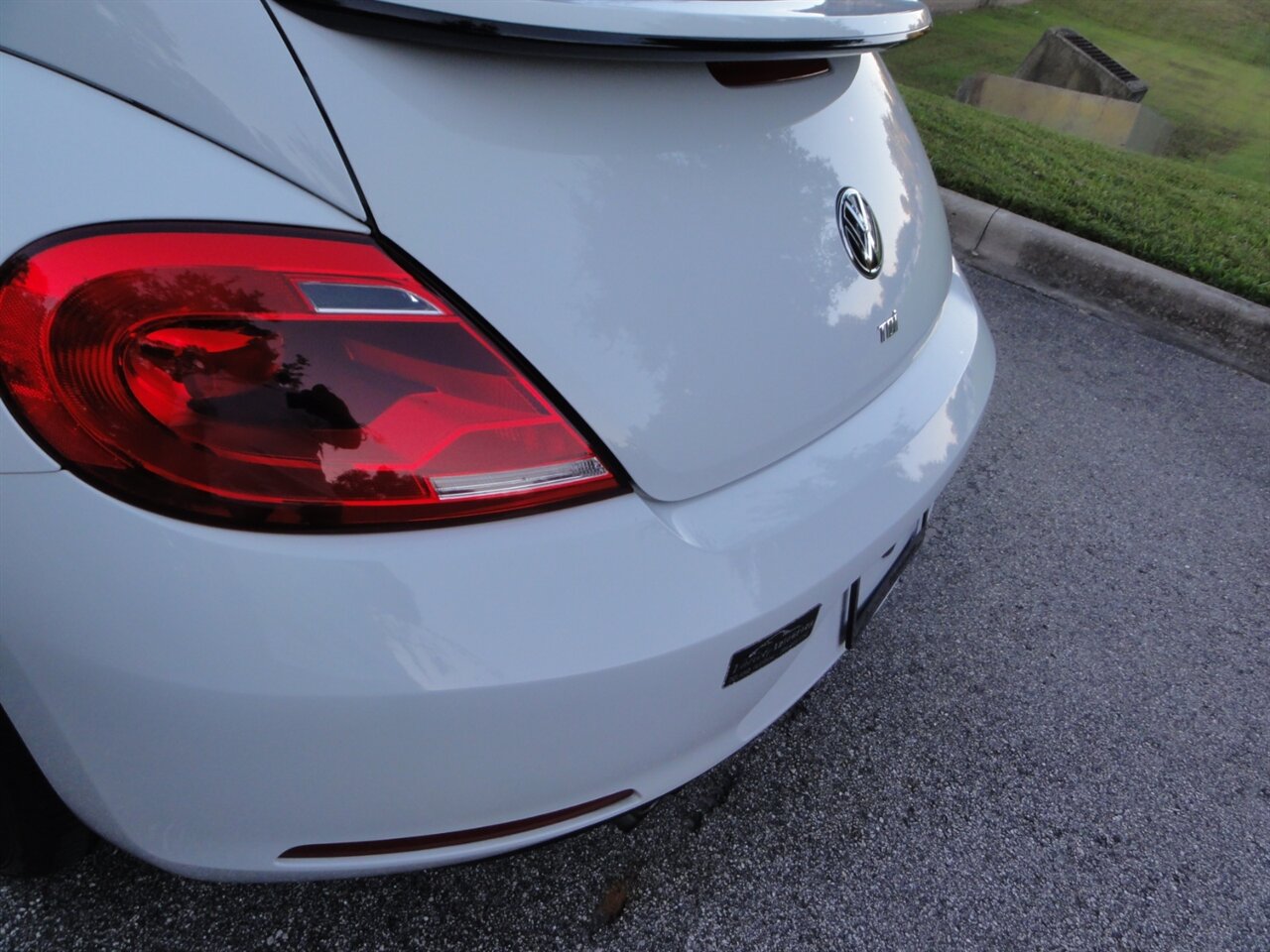 2014 Volkswagen Beetle Convertible TDI Premium - Photo 28 - Deland, FL 32720