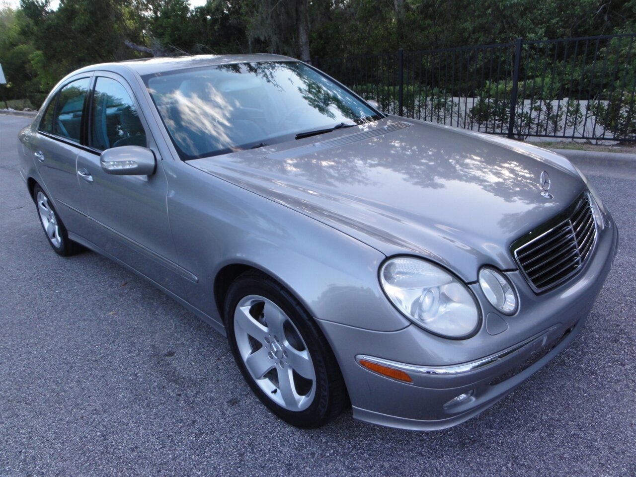 2004 Mercedes-Benz E 500  Premium - Photo 1 - Deland, FL 32720